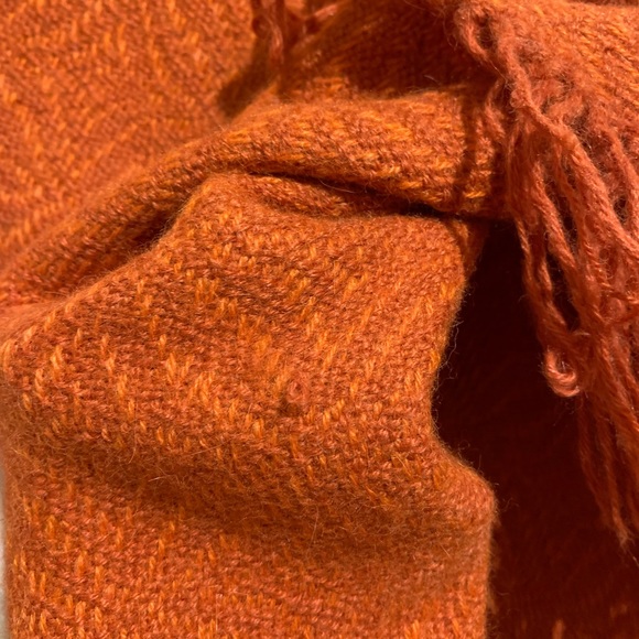 Alpaca Wool Poncho Made in Bolivia - Picture 14 of 16